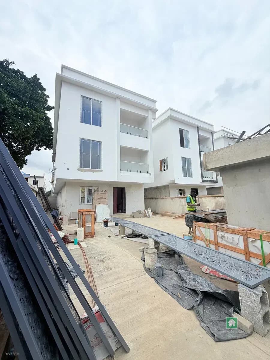 Ikeja GRA Detached Duplex with 5 Bedrooms and 5 Bathrooms