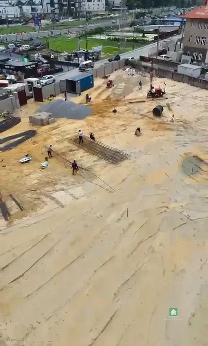 Commercial Plaza for Sale in Lekki Phase 2