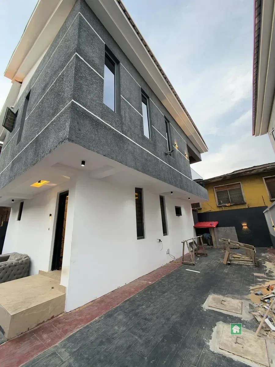 3-Bedroom Detached Duplex for Rent in Ogunlana, Surulere