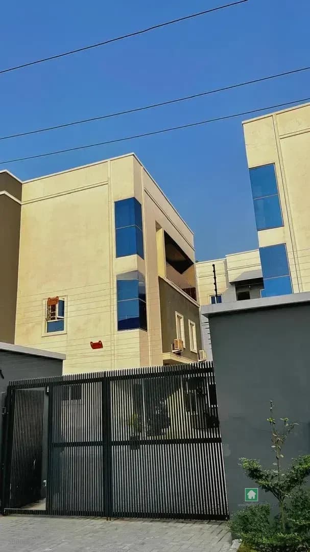 5-Bedroom Terrace in Lekki Phase 1