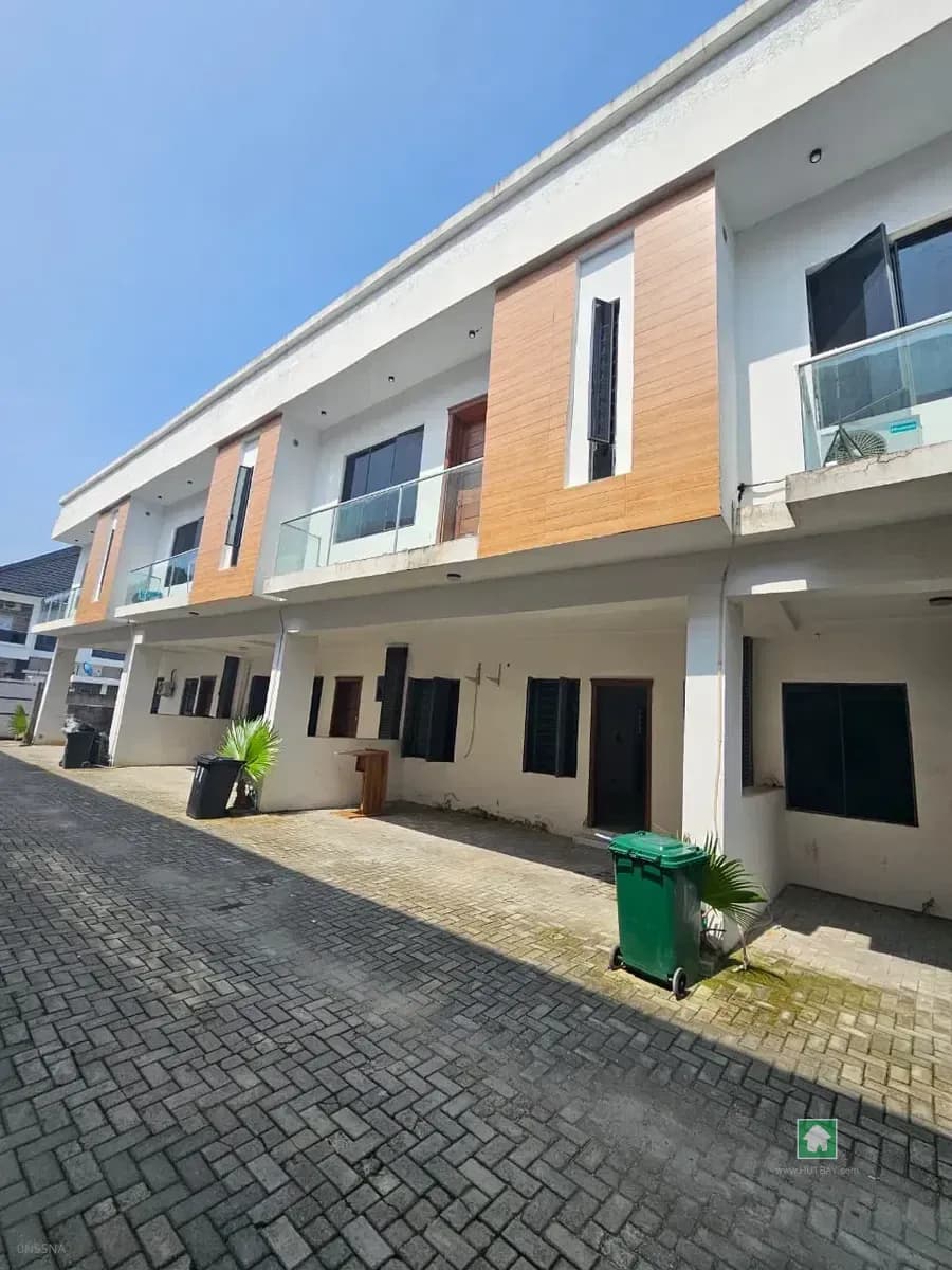 4-Bedroom Terrace for Rent in Lekki County