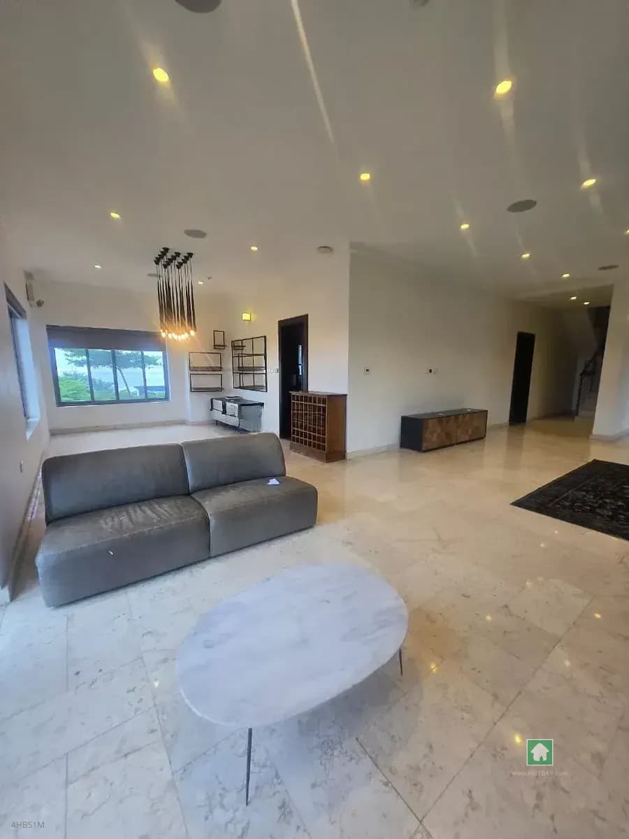 4-Bedroom Flat Apartment for Rent in Banana Island, Ikoyi