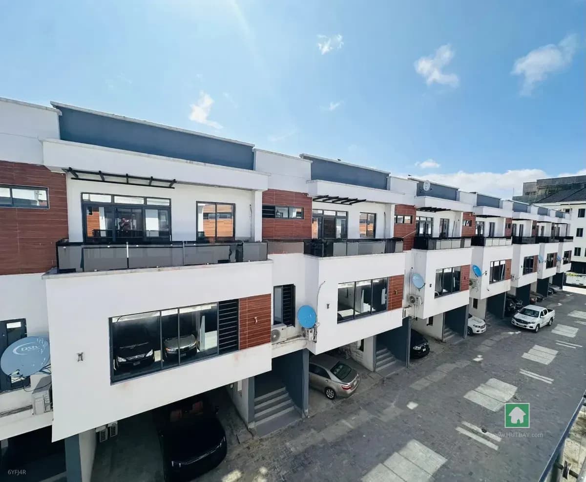 4 Bedroom Detached House for Rent in Ologolo, Lekki