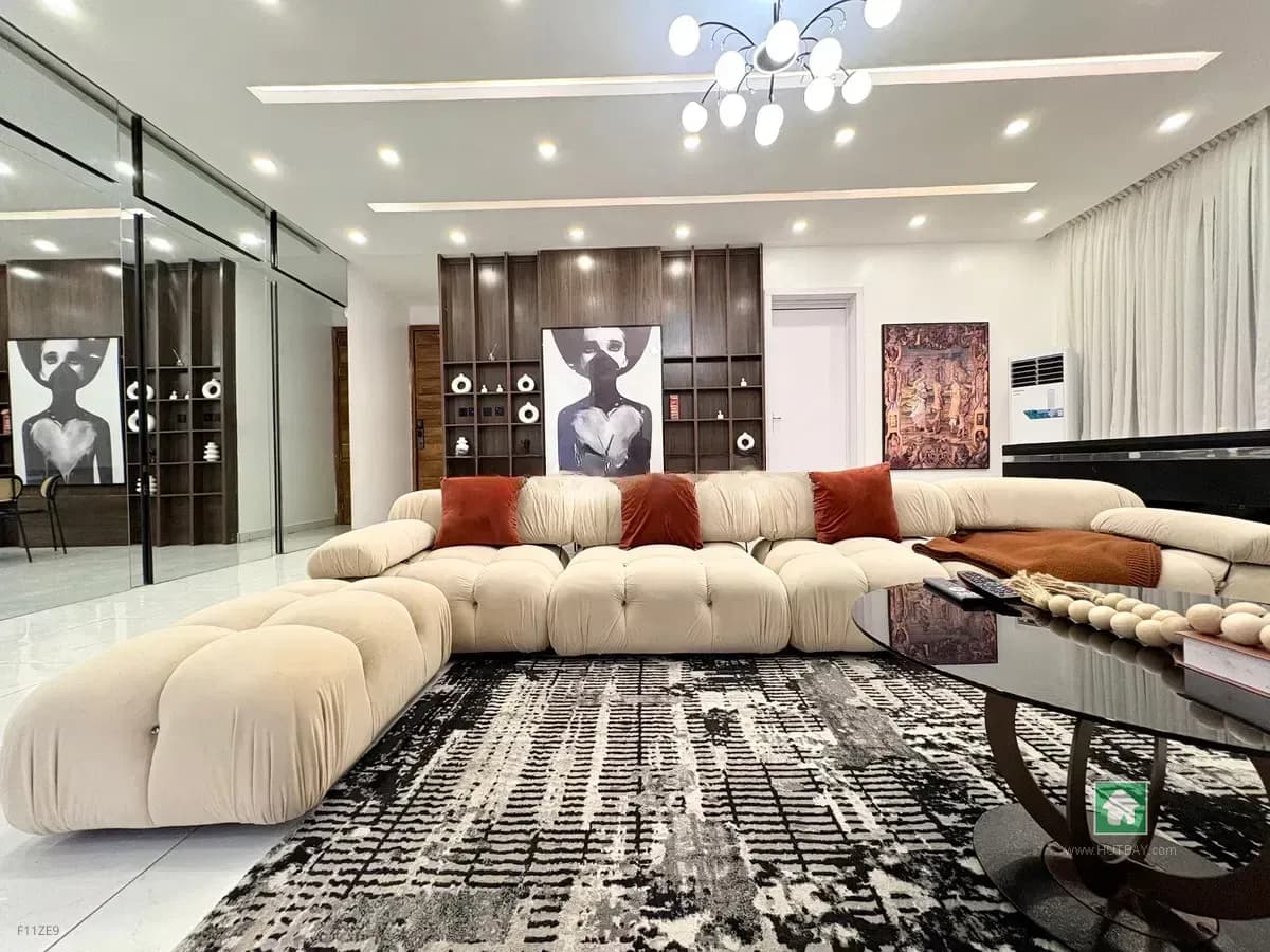 3 Bedroom Flat Apartment for Rent in Lekki Phase 1