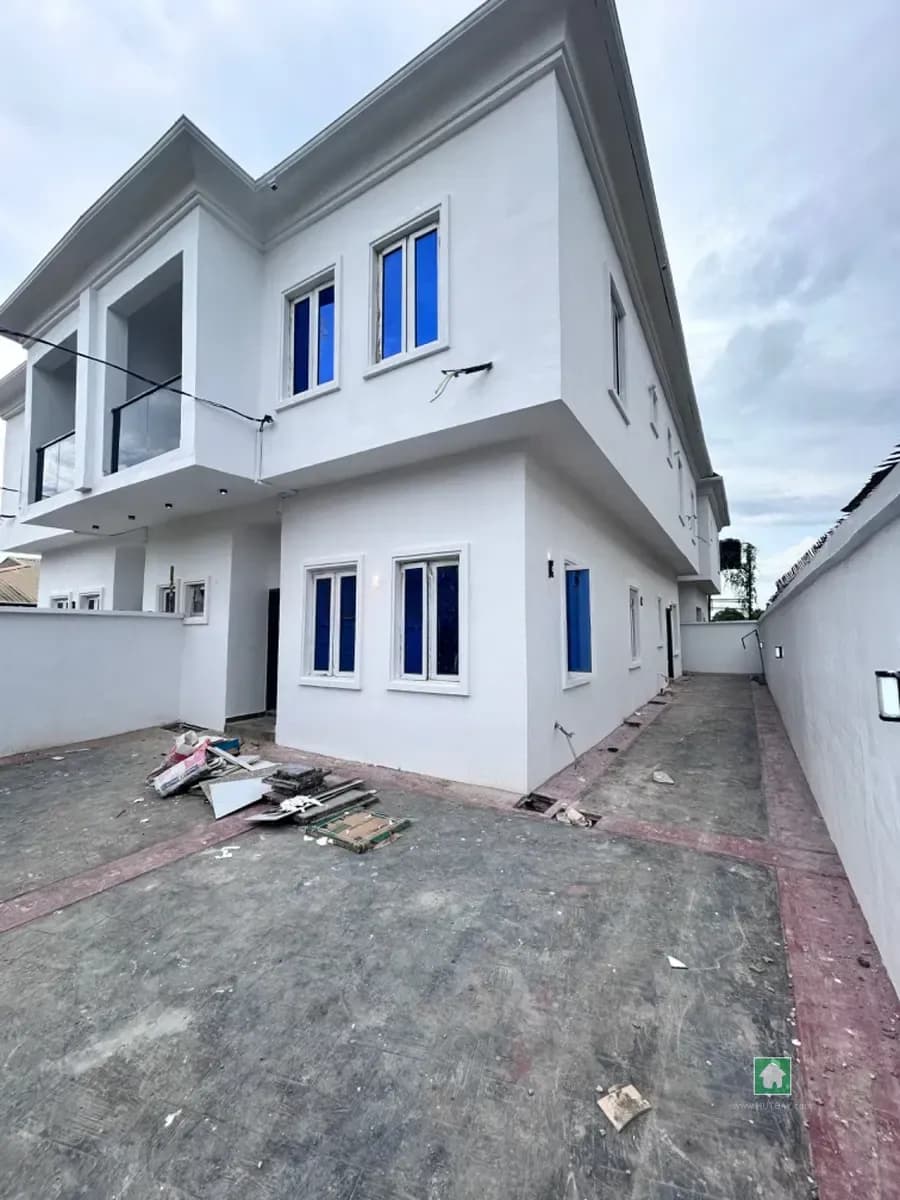 3 Bedroom Semi Detached in Opic, Isheri North