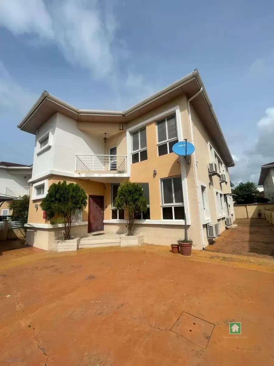 4-Bedroom Bungalow for Rent in Osapa, Lekki