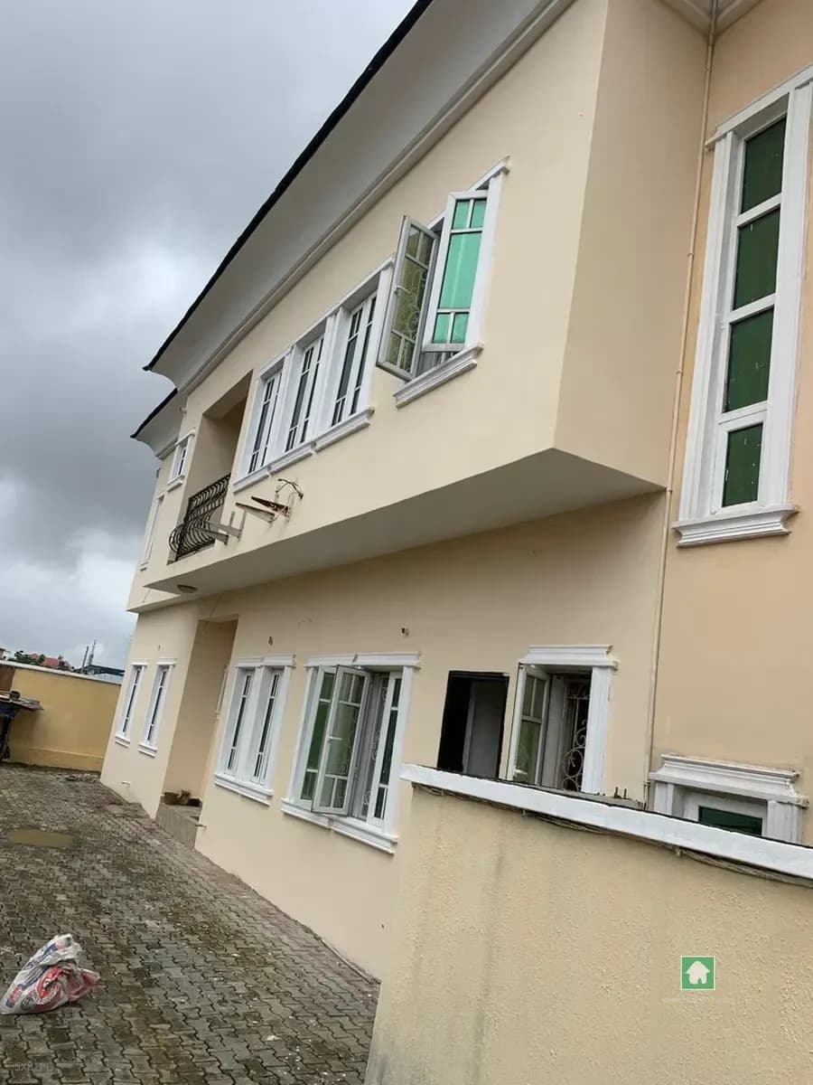 3 Bedroom Flat for Rent in Ogombo, Ajah