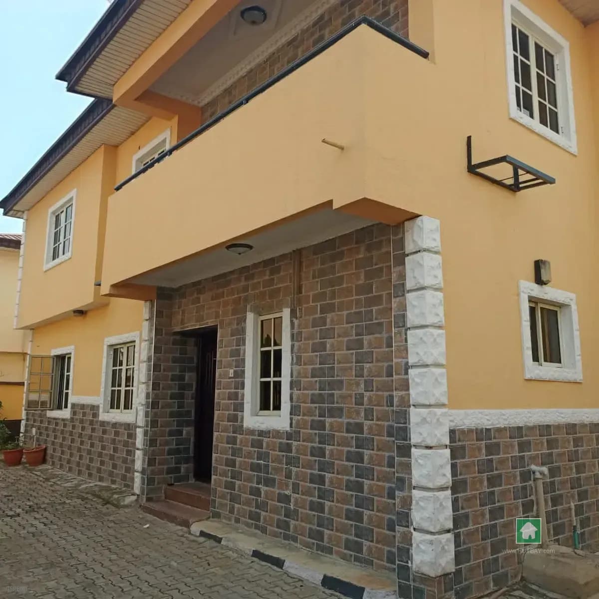 Detached Duplex in Glory Estate, Gbagada, Lagos