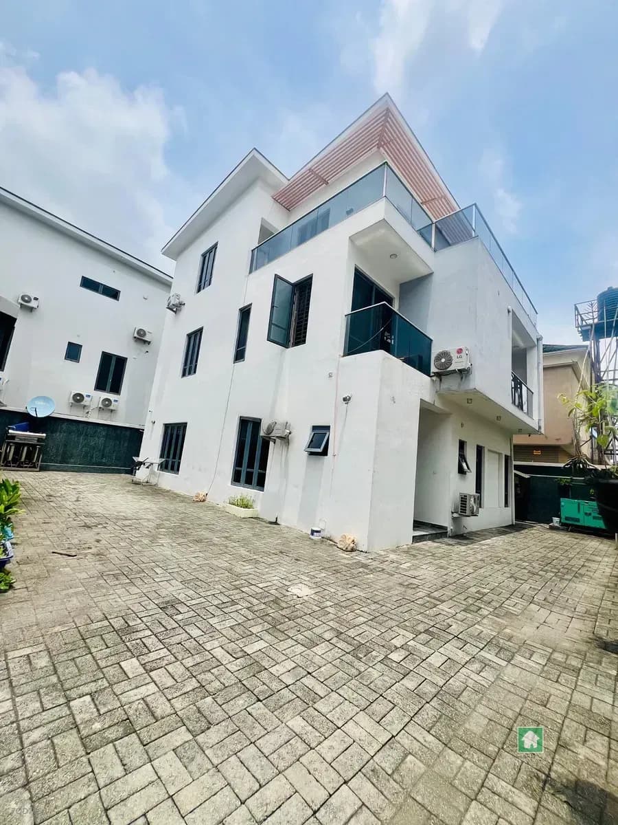 Commercial Duplex for Rent in Lekki Phase 1