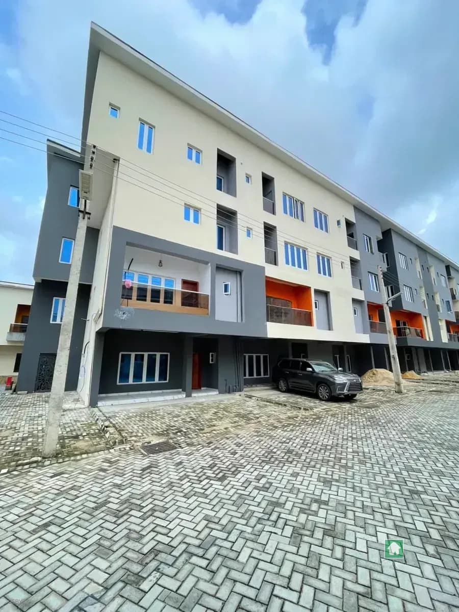 4 Bedroom Terrace in Ikate, Lekki