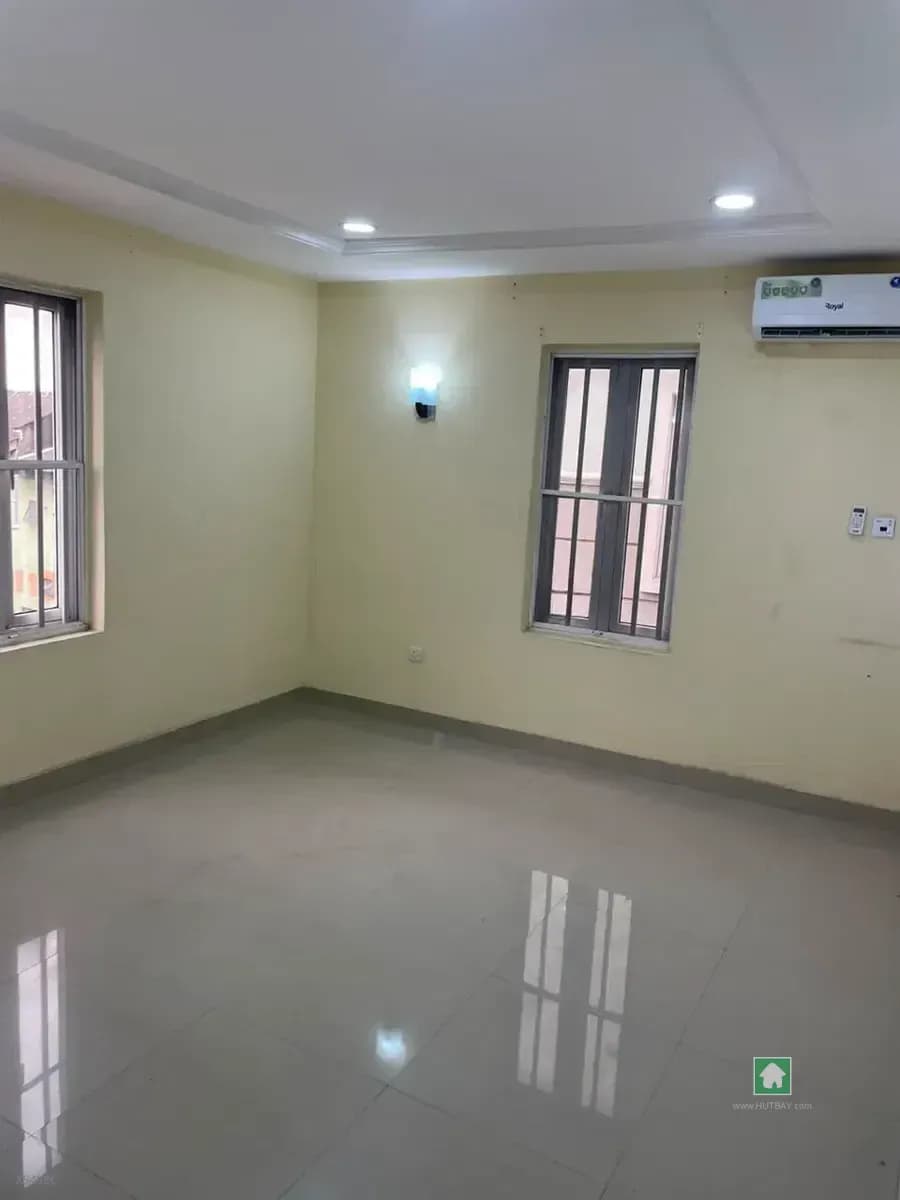 3-Bedroom Flat Apartment for Rent in Mende, Maryland