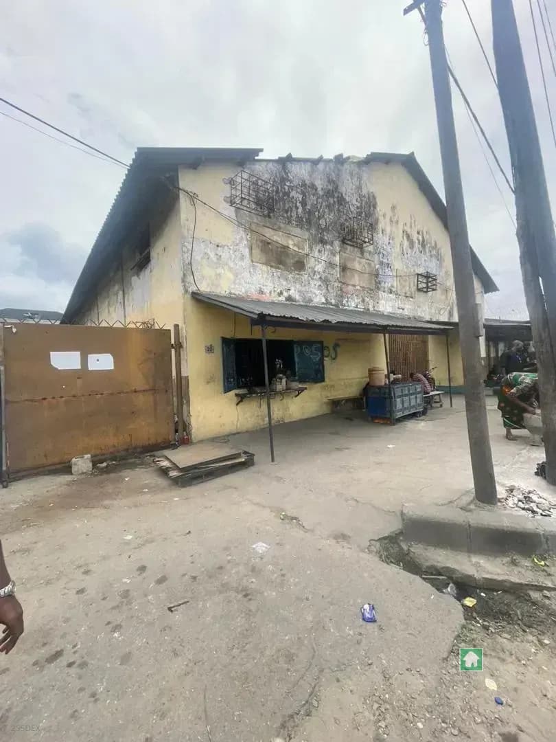 For Sale: 1,700 Sqm Warehouse in Apapa, Lagos