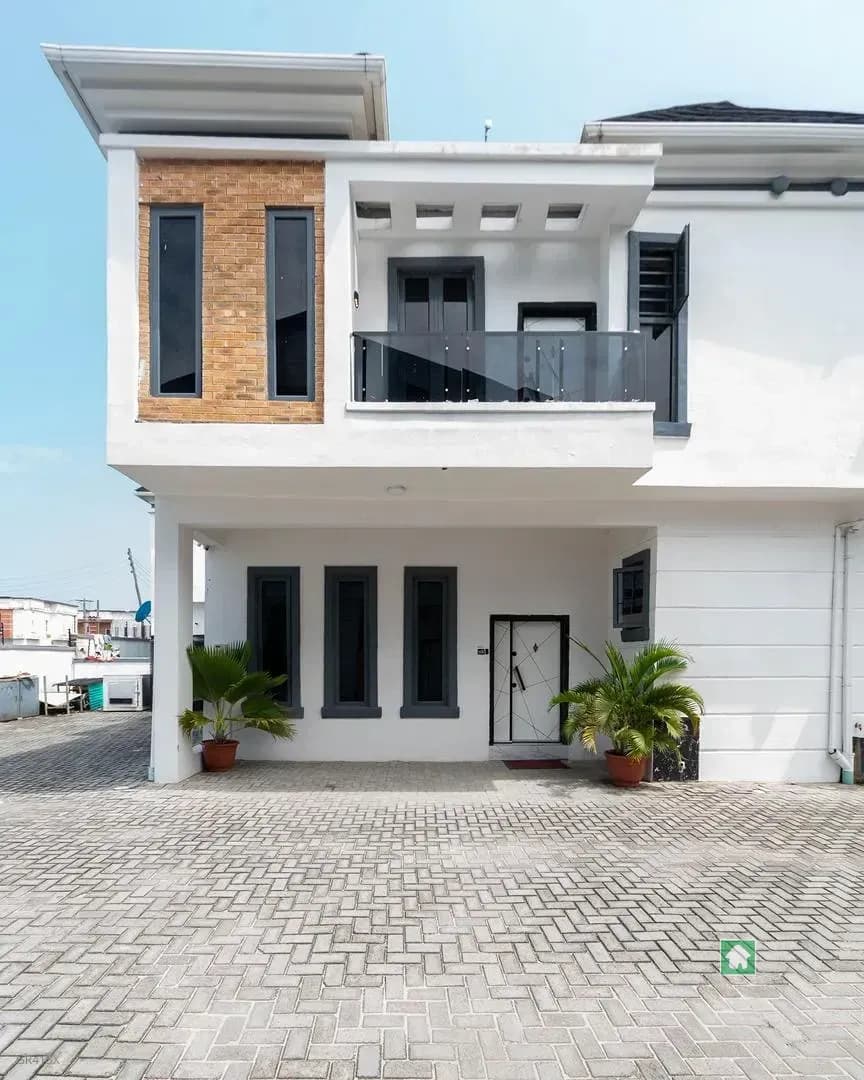 4-Bedroom Terrace for Rent in Orchid Road, Lekki