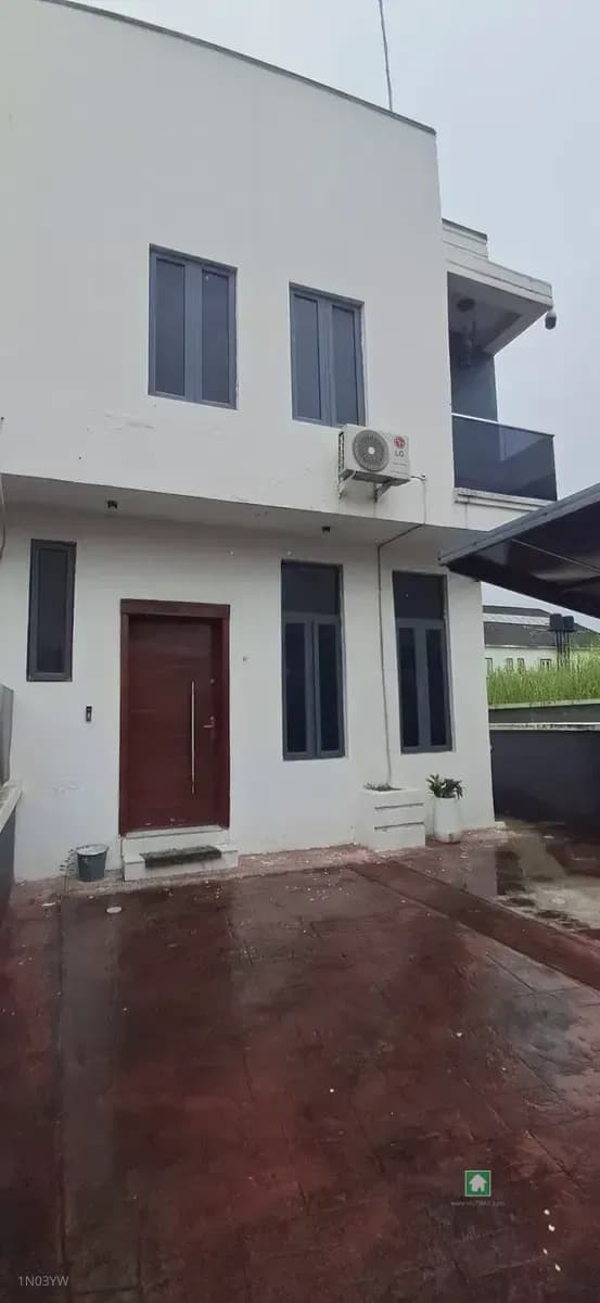 4 Bedroom Semi Detached Duplex in Ikate, Lekki