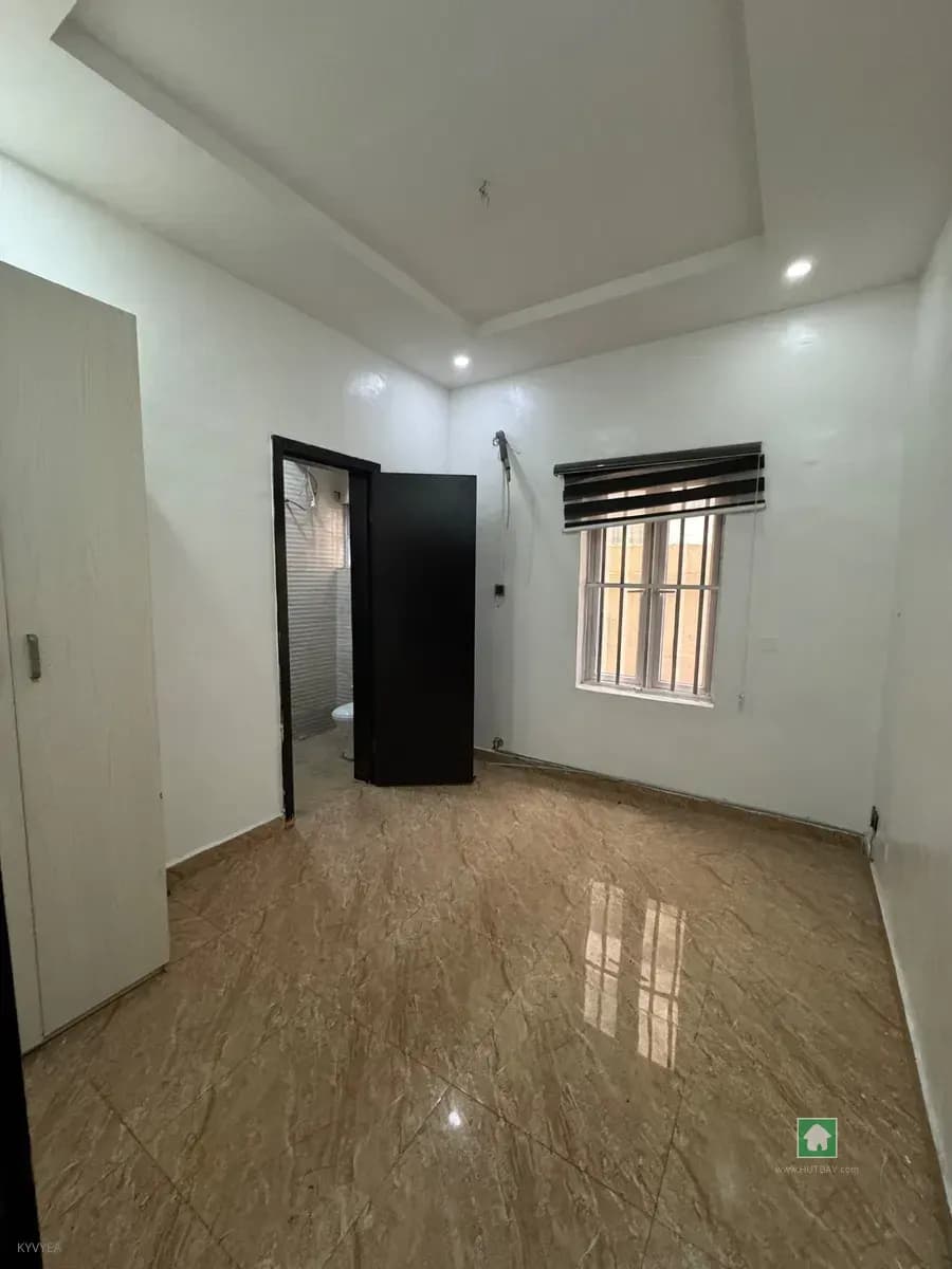 Studio Apartment for Rent in Lekki Expressway, Lekki