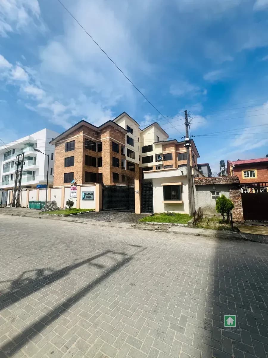 3 Bedroom Flat For Rent in Lekki Phase 1