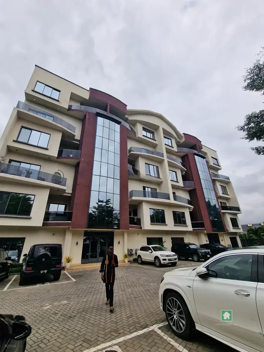 4-Bedroom House for Rent in Banana Island, Ikoyi