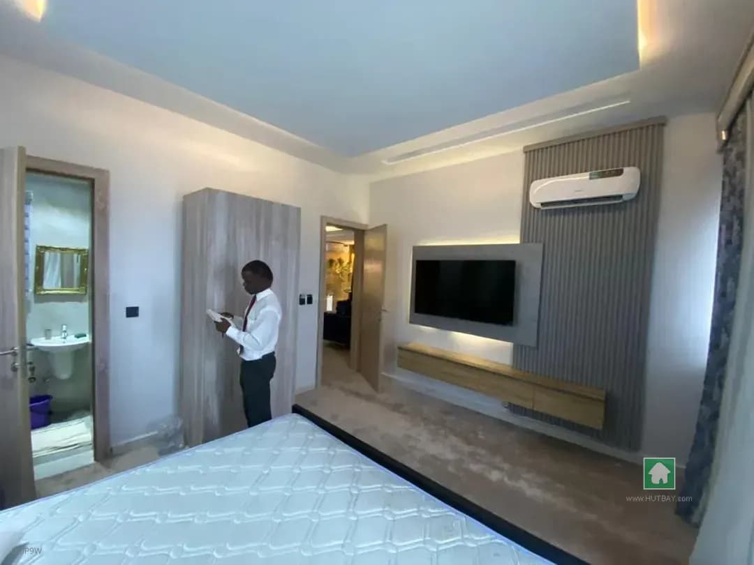 4 Bedroom Flat Apartment for Rent in Lekki Phase 1