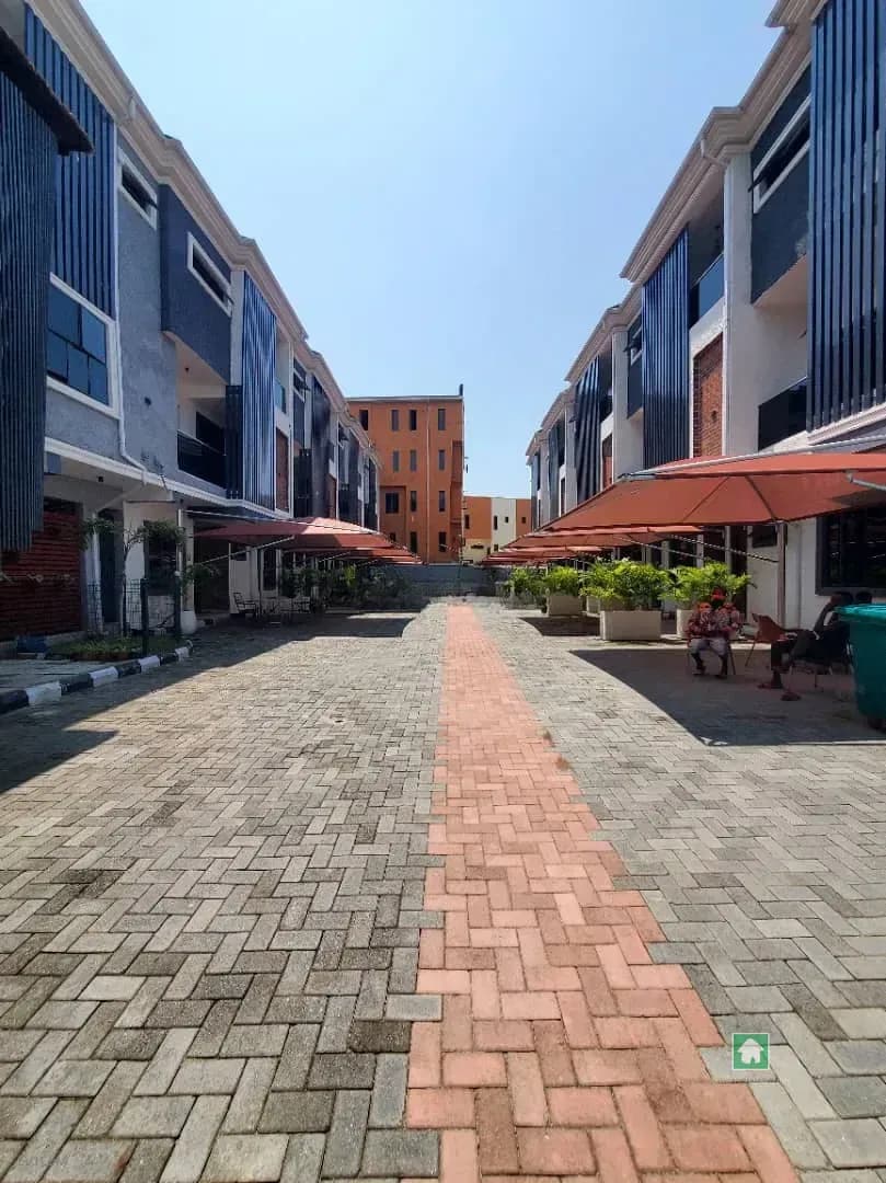 4-Bedroom Terrace Duplex in Lekki Phase 1