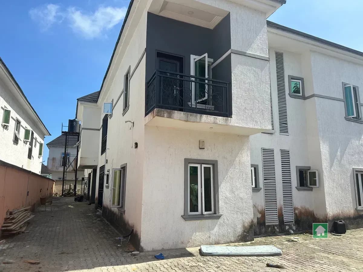 3 Bedroom Flat for Sale in Sangotedo, Ajah, Lagos