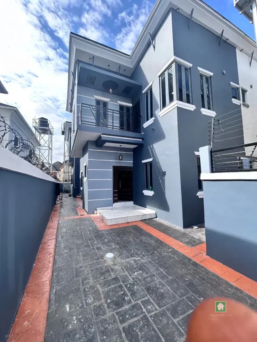 For Rent: 4 Bedroom Semi Detached in Opic, Lagos