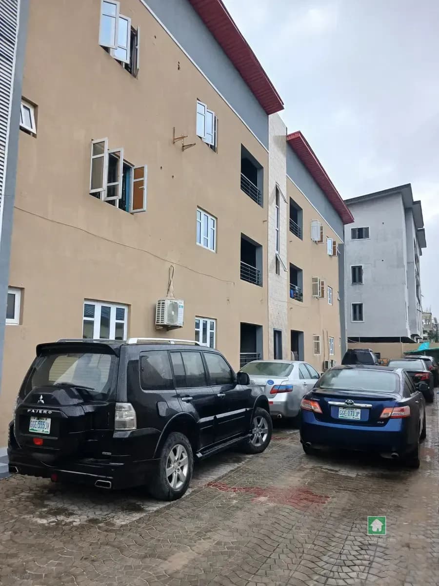 3 Bedroom Flat for Rent in Atlantic View Estate, Lekki