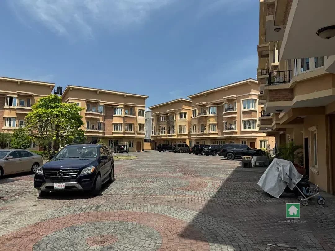 Oniru, Victoria Island Terrace Duplex