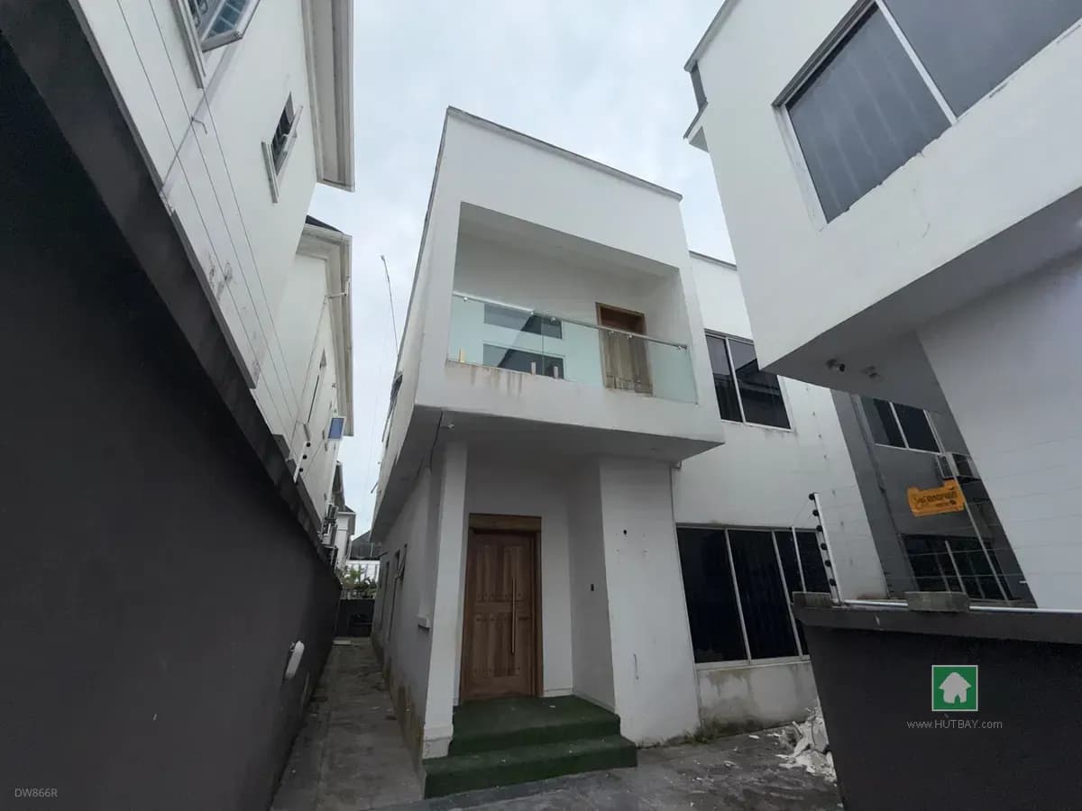 4 Bedroom Semi Detached in Oral Estate, Lekki