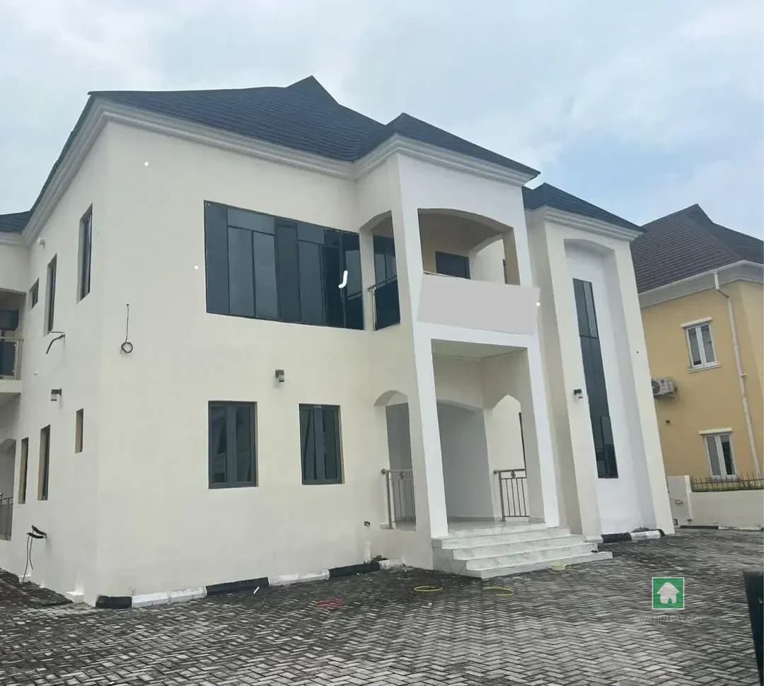 6-Bedroom Detached Duplex in Northern Foreshore Estate, Lekki