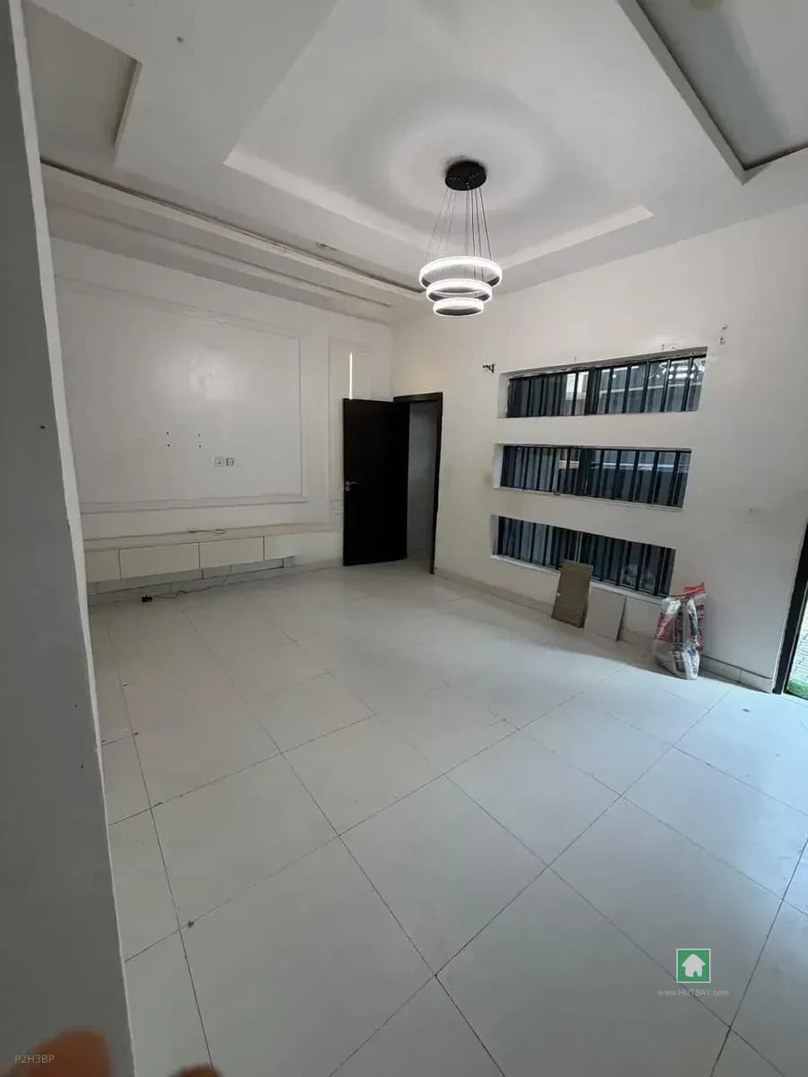 Studio Apartment for Rent in Lafiaji, Lekki