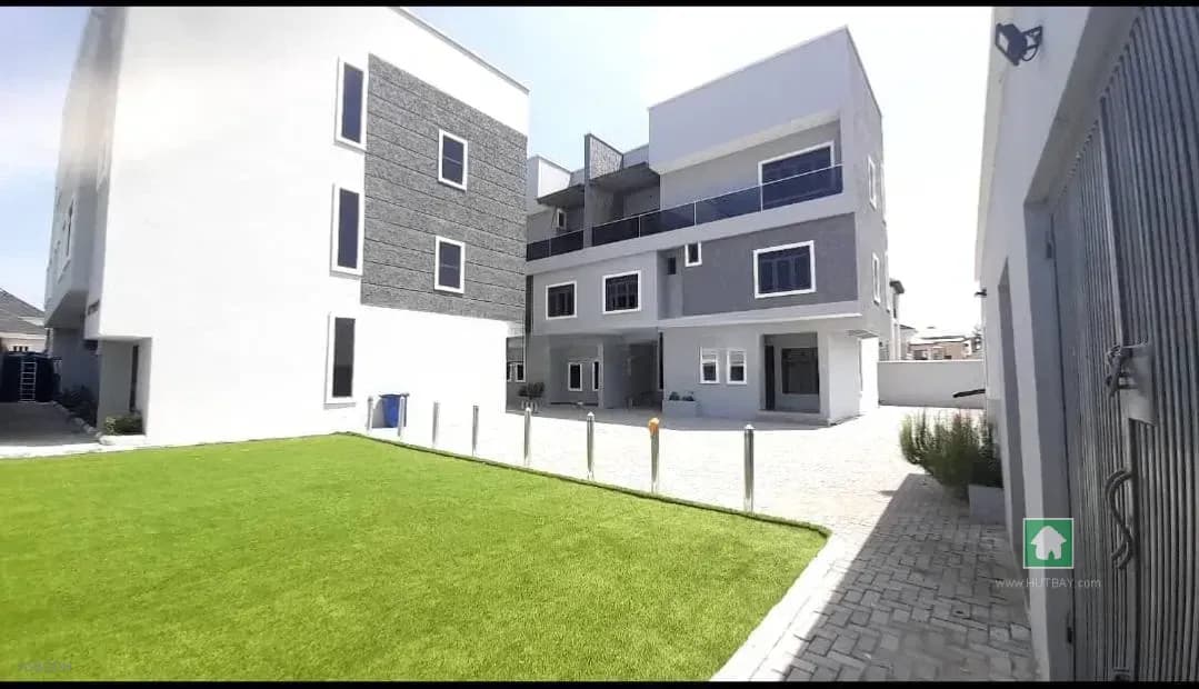 5-Bedroom Terrace Duplex for Rent in Lekki Phase 1