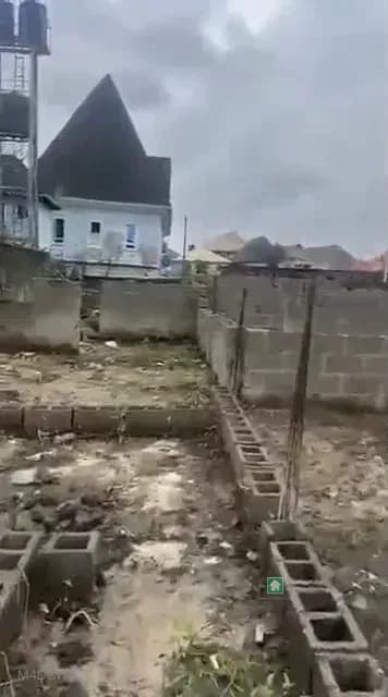 750 Sqm Land in Bucknor Axis, Isolo