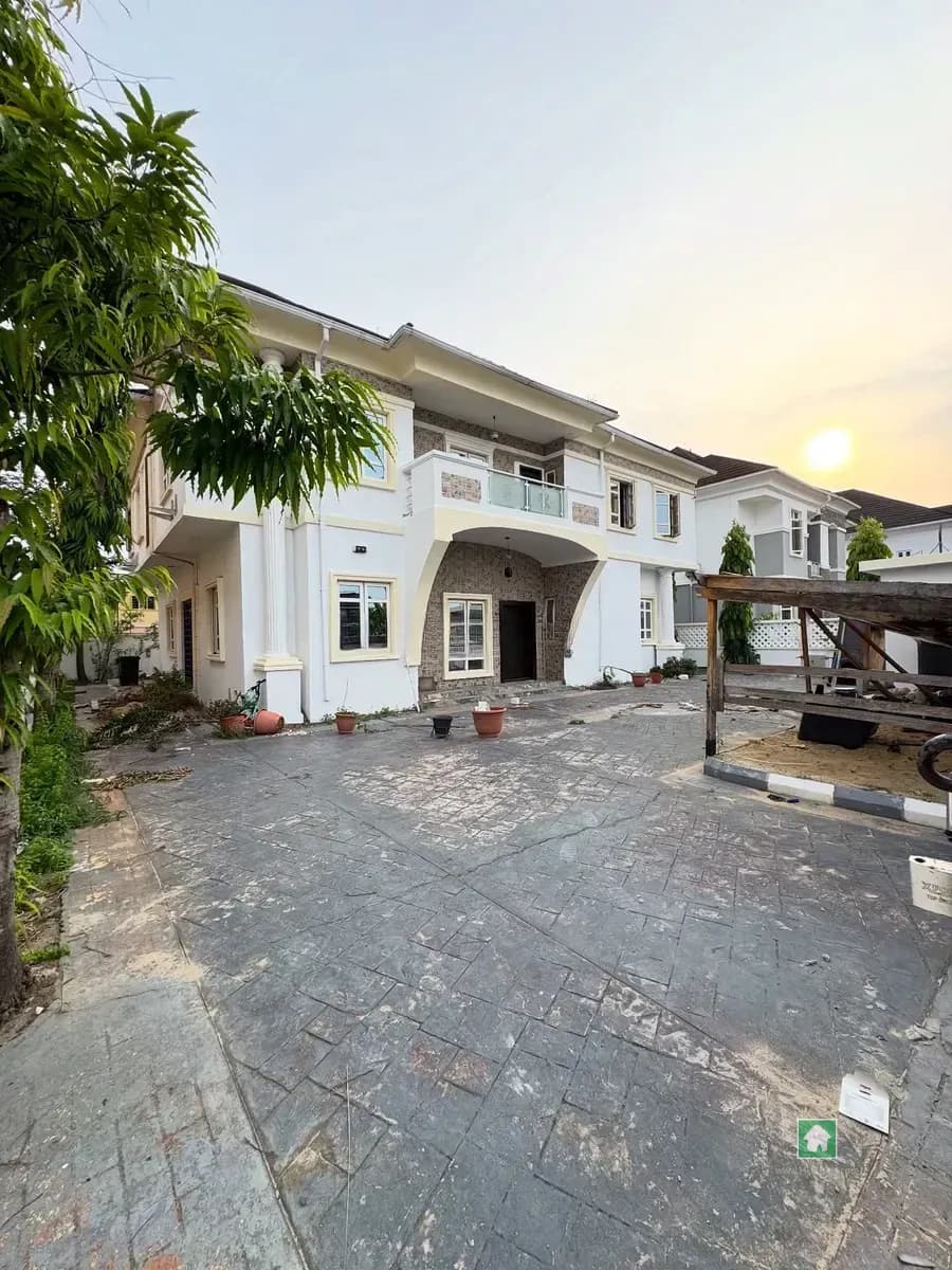 Terrace Duplex for Rent in Osapa, Lekki