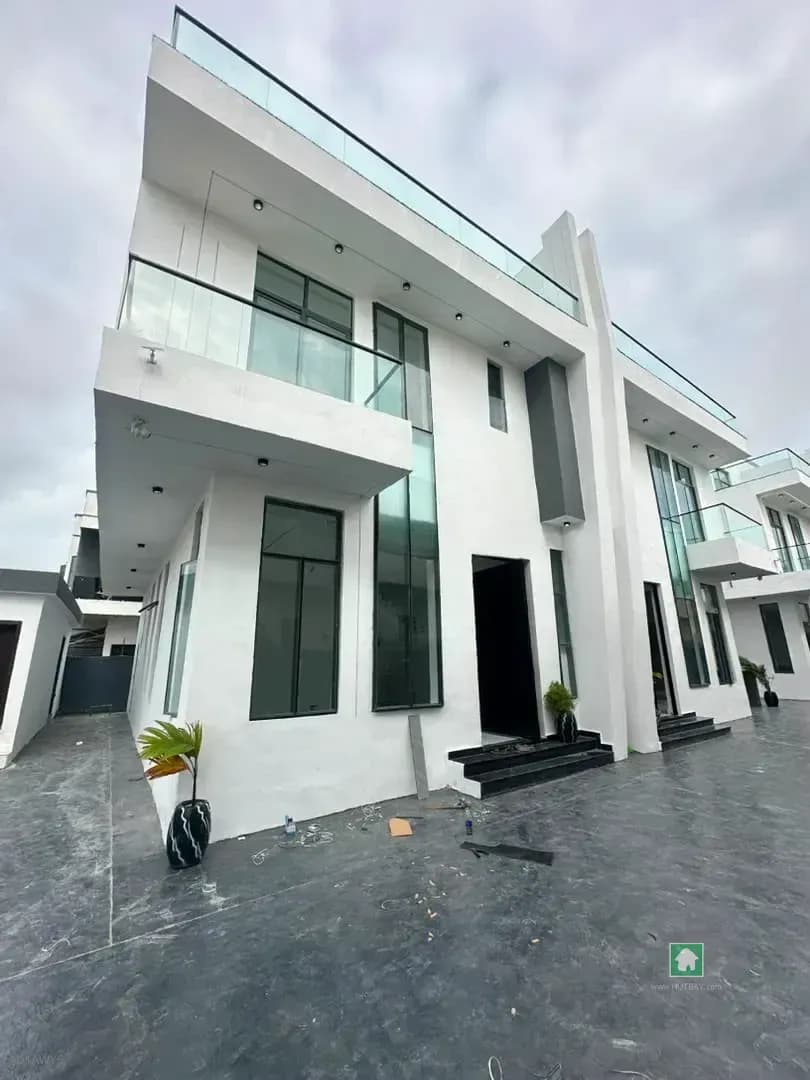 5-Bedroom Semi Detached in Serene Lekki