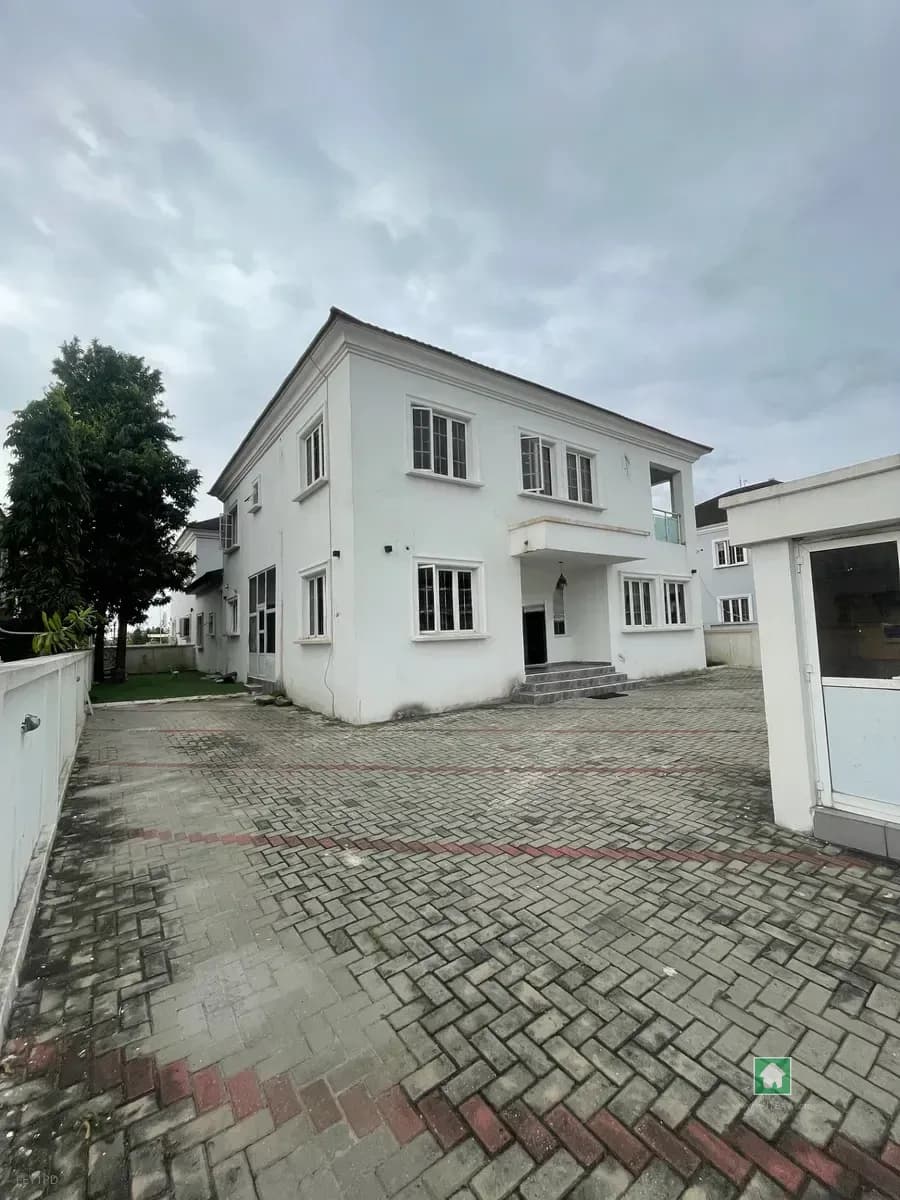 4 Bed Detached Duplex for Rent in Royal Gatdens, Ajah